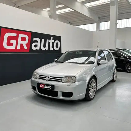 Volkswagen Golf 3.2 V6 R32