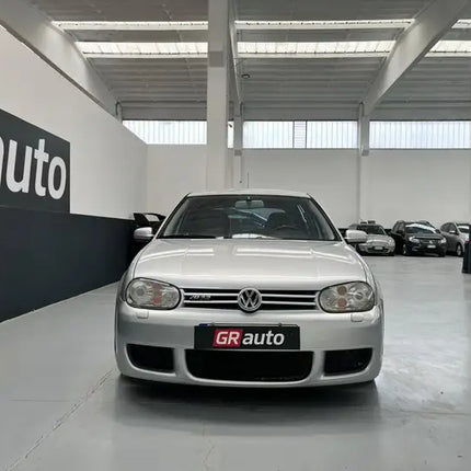 Volkswagen Golf 3.2 V6 R32