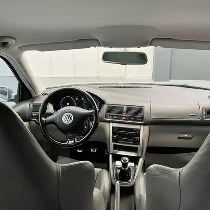 Volkswagen Golf 3.2 V6 R32