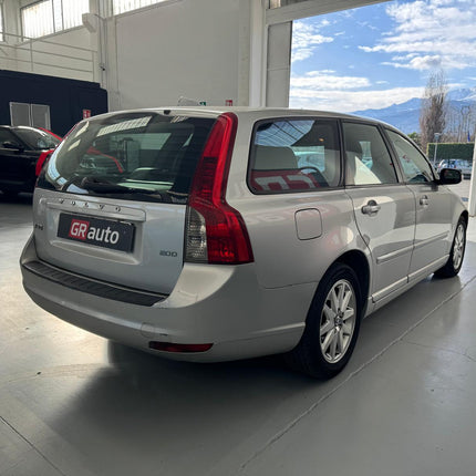 Volvo V50