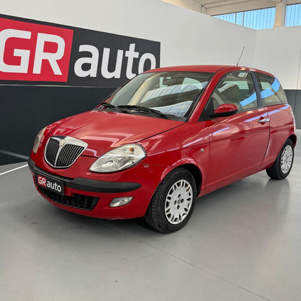 Lancia Ypsilon
