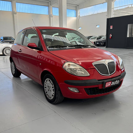 Lancia Ypsilon