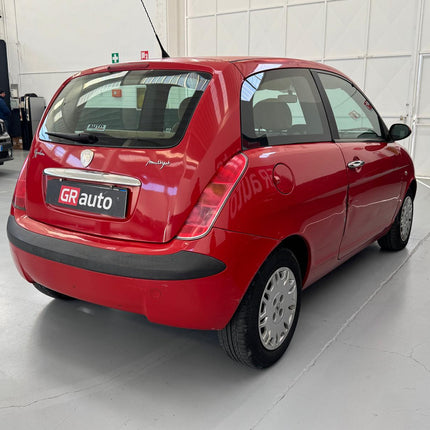 Lancia Ypsilon