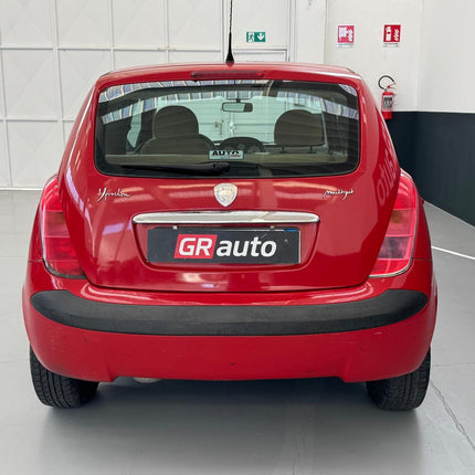 Lancia Ypsilon
