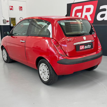 Lancia Ypsilon