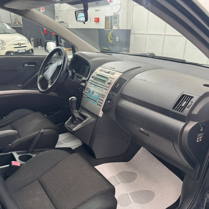 Toyota Corolla Verso 2.2 16V