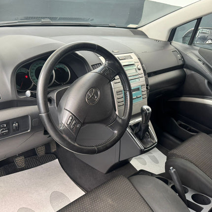 Toyota Corolla Verso 2.2 16V