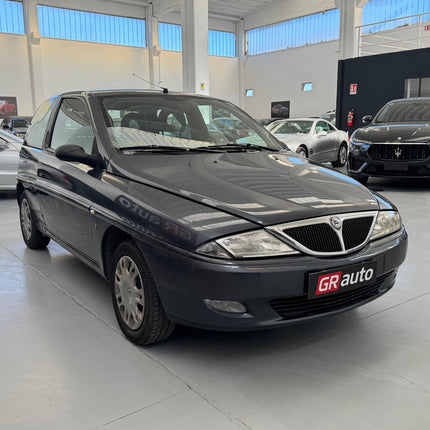 Lancia Y
