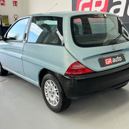 Lancia Y