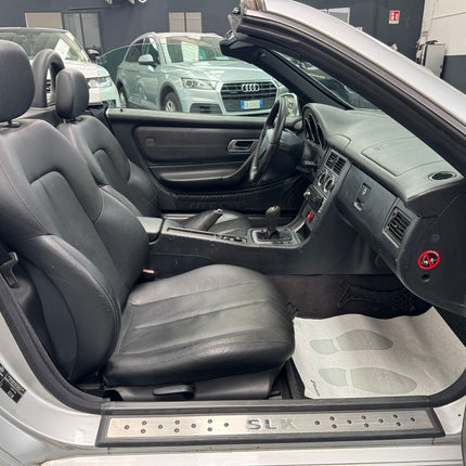 Mercedes-Benz SLK 200