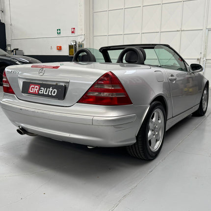 Mercedes-Benz SLK 200