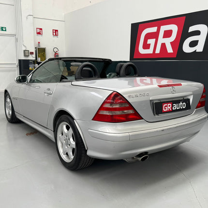 Mercedes-Benz SLK 200